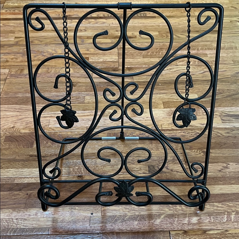 Longaberger Wrought Iron Cookbook Stand Maple Leaf